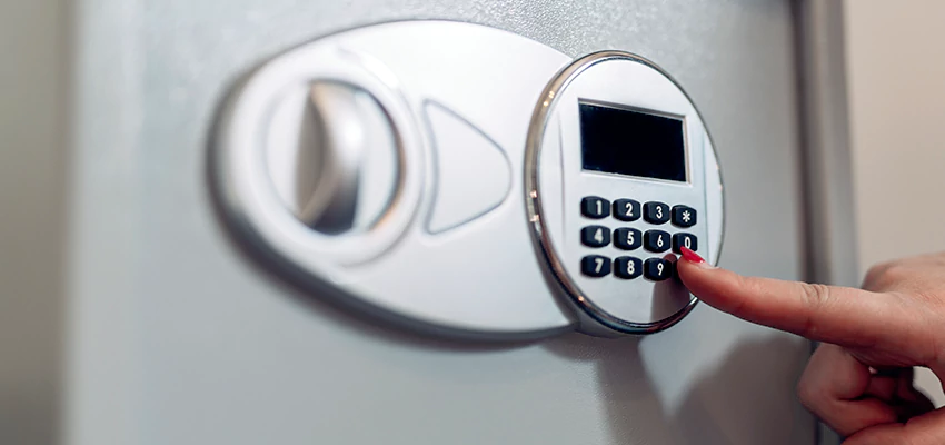 Jewelry Safe Cracking in Lemon Hill, California