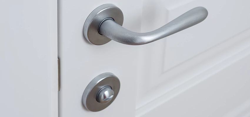 Single-Occupancy Restroom Locks Repair in Lemon Hill, California