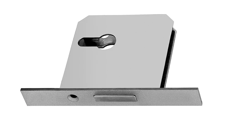 Fix A Deadbolt Door Lock in Lemon Hill, California